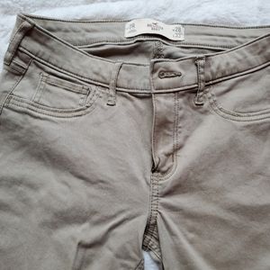 Hollister khakis Size 7